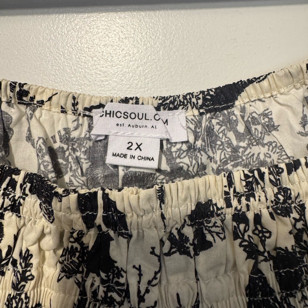 Chic Soul “Cozy Love Black Toile” Top - NWOT - Picture 4 of 6